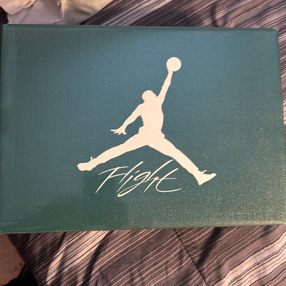 Jordan 4 Retro
Size 9.5
Oxidized Green
Brand New - Picture 2 of 6